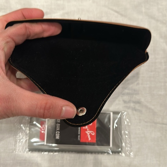 Ray Ban Sunglasses Case and cloth